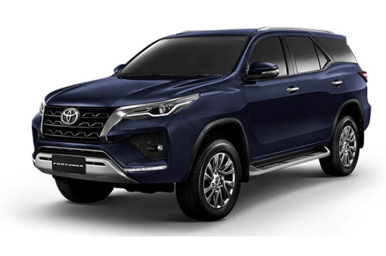 The latest 2021 Toyota Fortuner and Legender grabbed more than 5000 ...